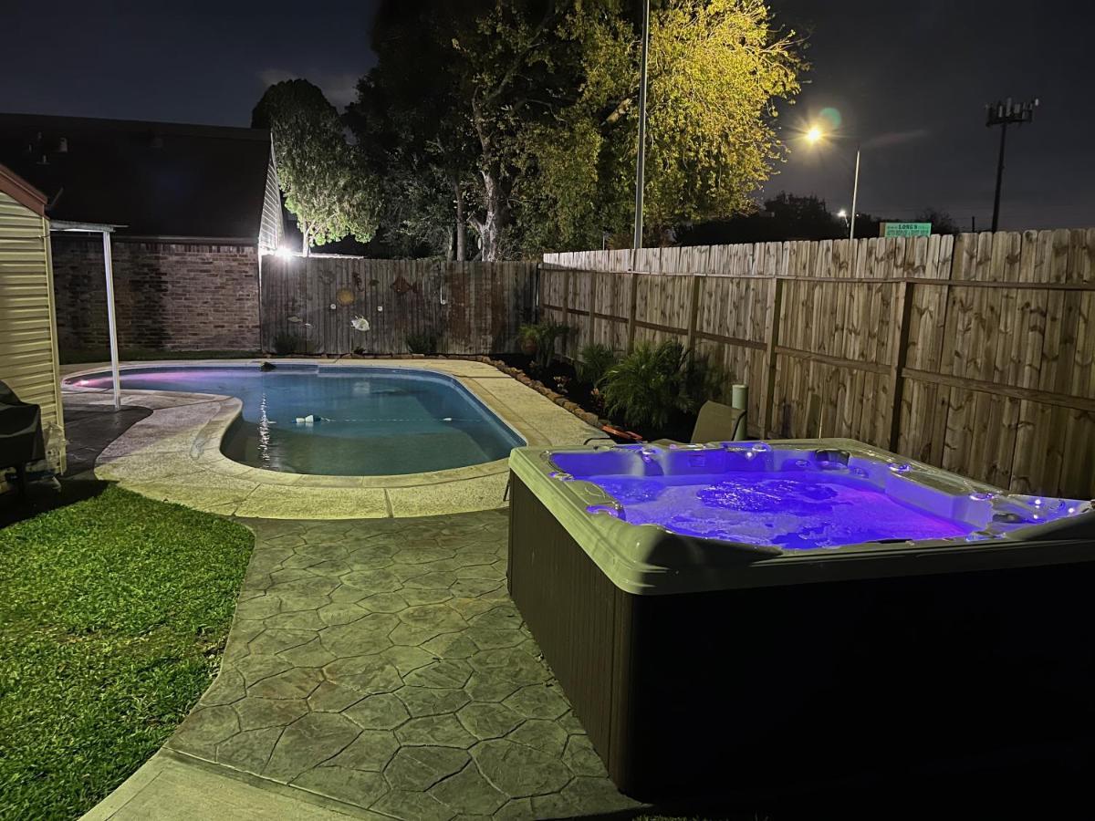 1976Houstongem Luminous Pvtpool & Hottub Dt20Mins For Lrg Families 6Beds 2Bath 빌라 외부 사진