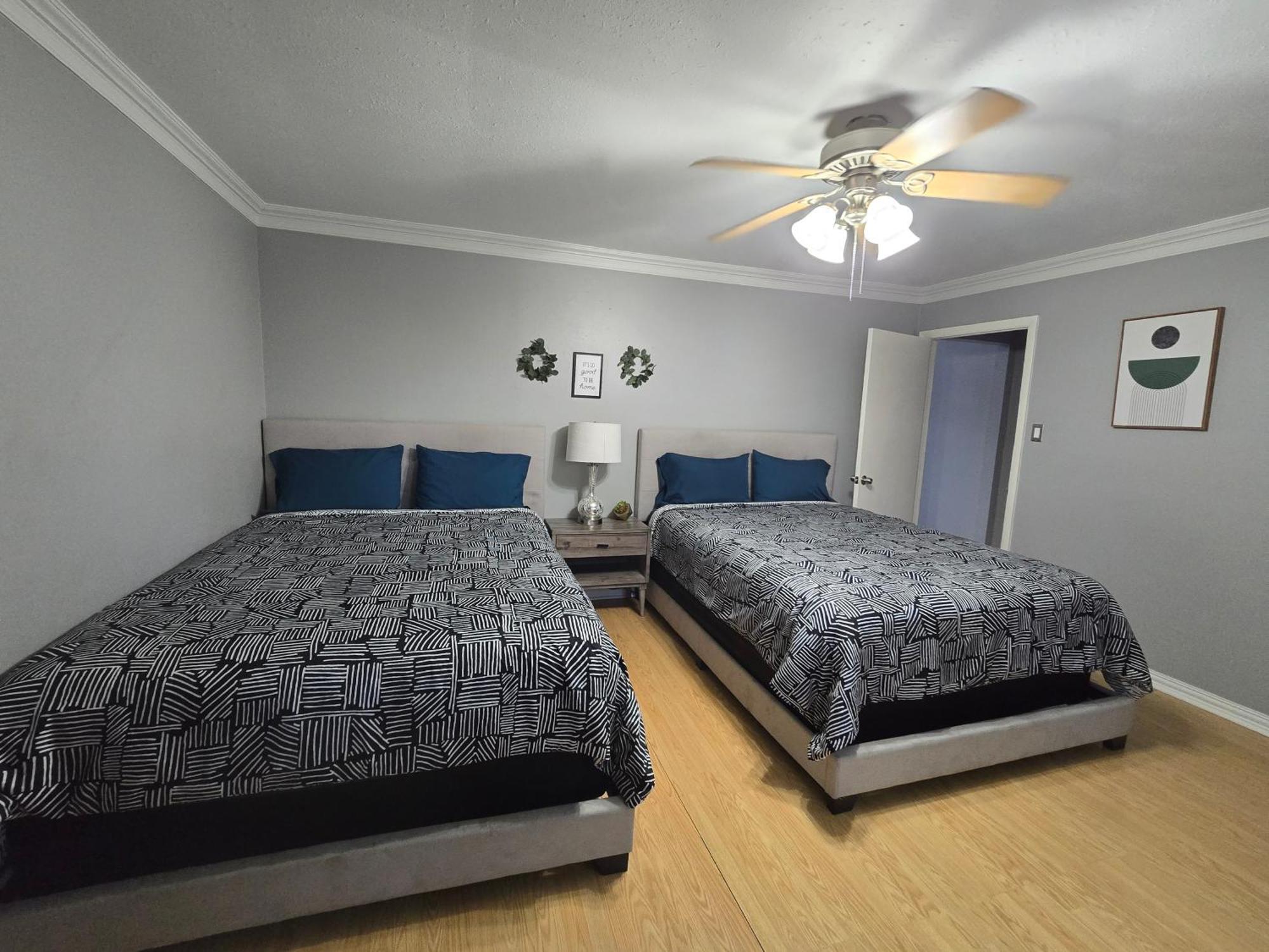 1976Houstongem Luminous Pvtpool & Hottub Dt20Mins For Lrg Families 6Beds 2Bath 빌라 외부 사진